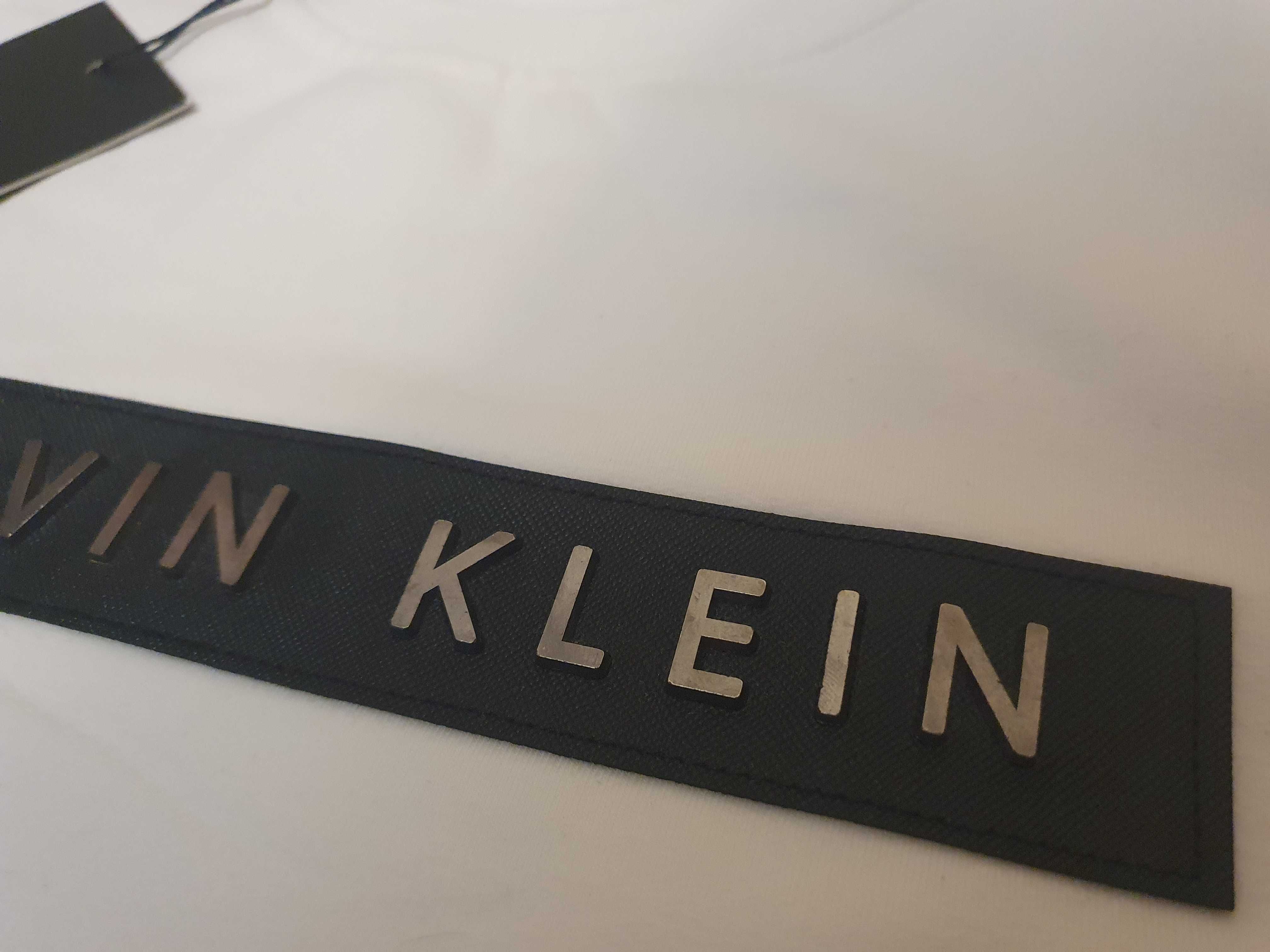 NOWA klasyk bluza Calvin Klein bluzka CK blaszka L od ręki prezent