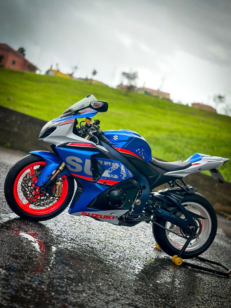 Suzuki GSXR 1000 L3 Troca Tracer 900