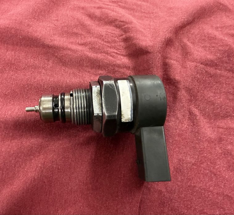 Регулятор (датчик) давления топливной рейки Mercedes Vito W639