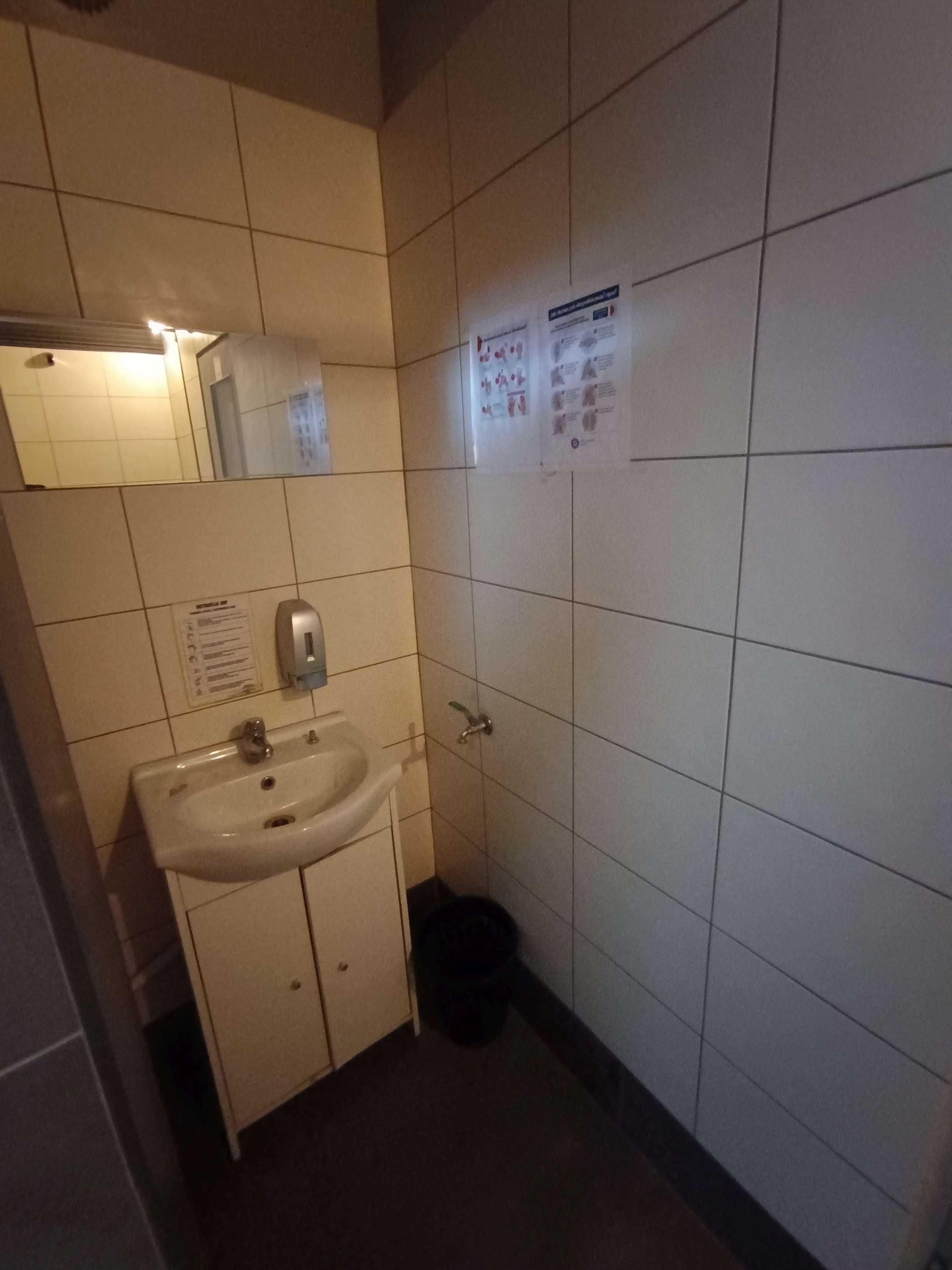 Do wynajęcia lokal 66,42 m2, 1 piętro, Legionowo ul. Zegrzyńska 15