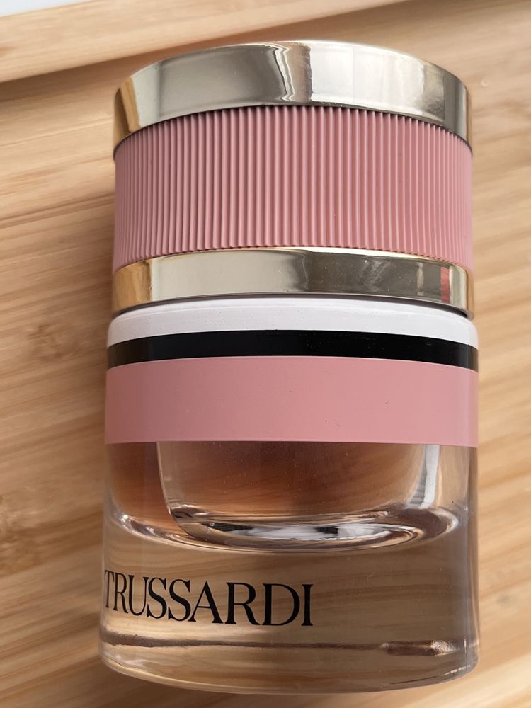 Trussardi eau de parfum natural spray 30ml