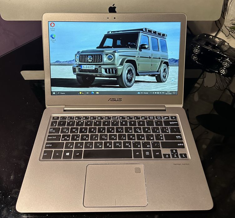 Ноутбук Ультрабук Asus Zenbook i5-8250(1.6-3.4 ГГц)DDR4 8GB/ SSD 512GB