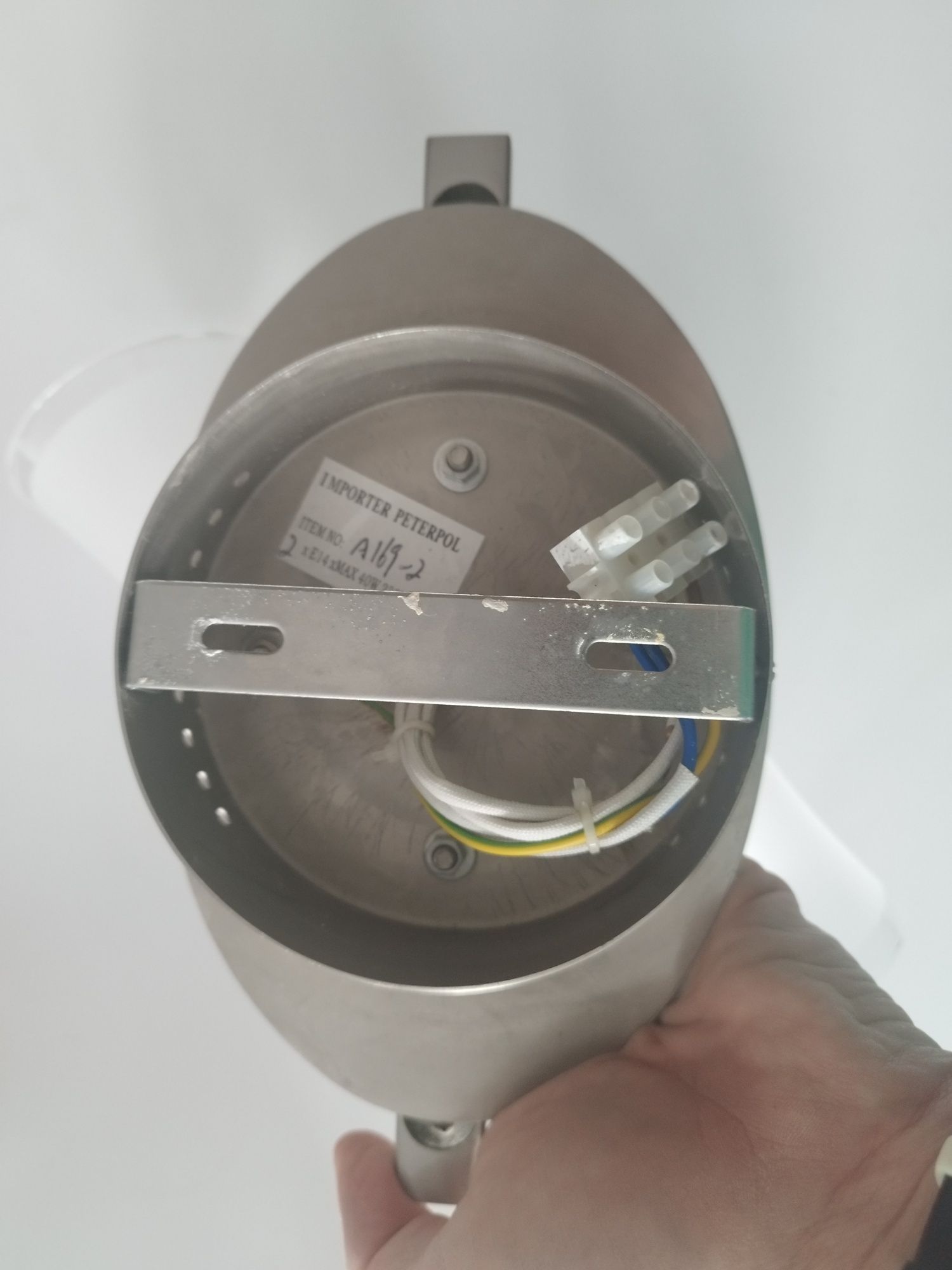 Lampa sufitowa bez żarówek