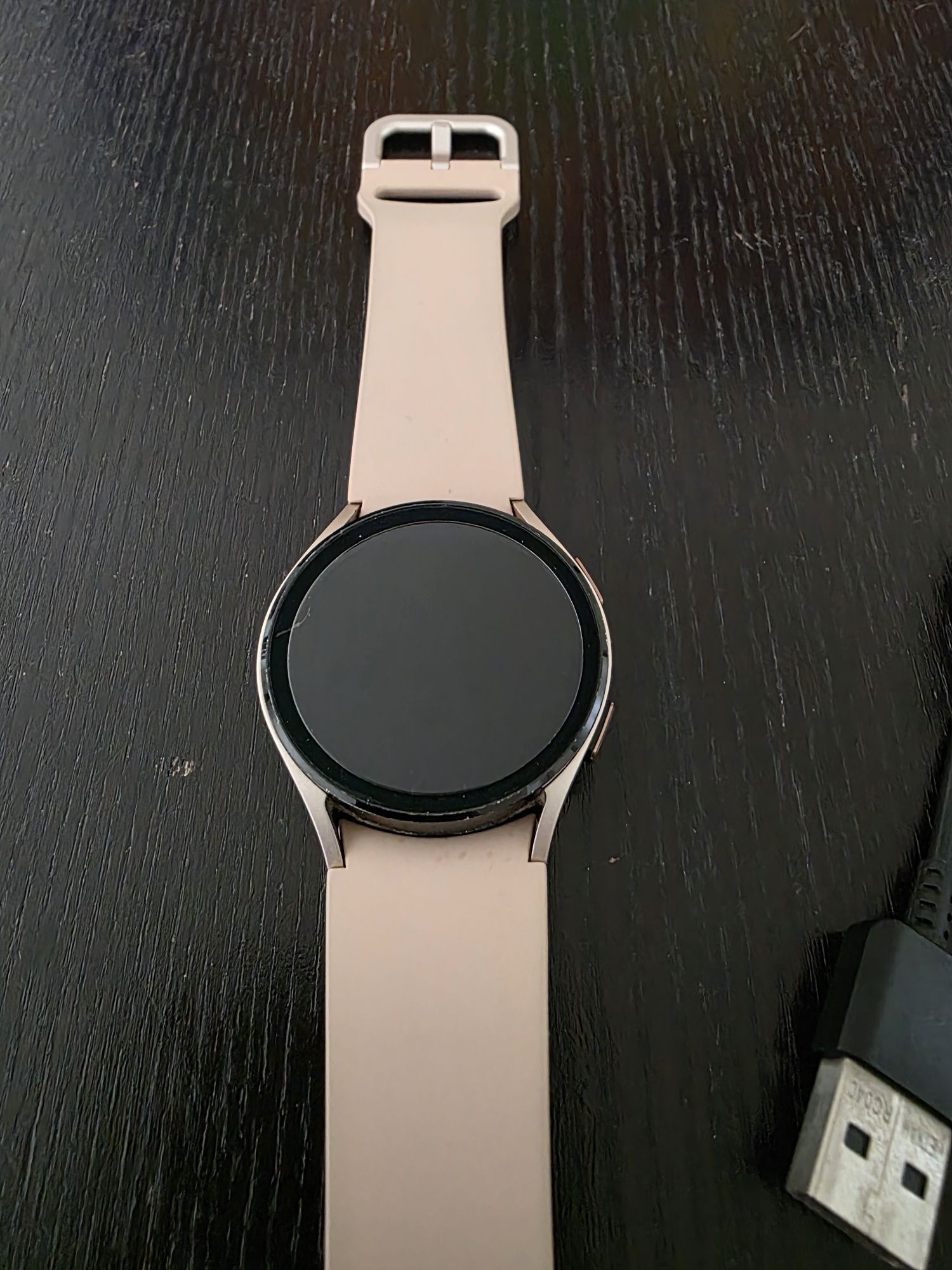 Galaxy Watch 4 40 mm, com carregador, impecável