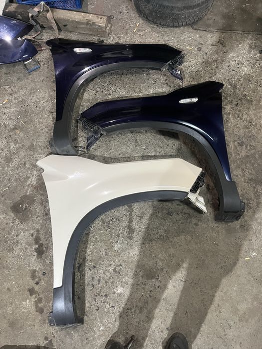 Крило ліве та праве Kia Sorento 2 Кіа Соренто 2