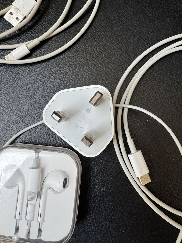 Наушники Apple iPhone EarPods lightning