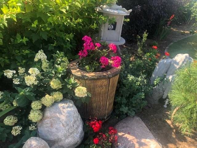 Donice betonowe   ogrodowe