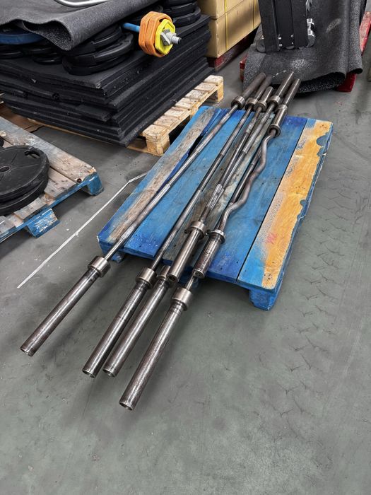 Sztangi olimpijskie do wyciskania