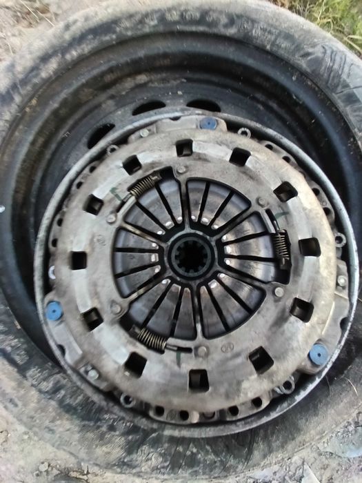 Sprzęgło BMW E39 E46 2.0d