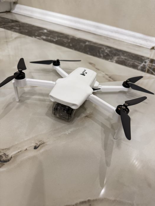 Квадрокоптер Hubsan Zino Mini SE 6км GPS 3-x осьова 4K 32хвилин WI-FI