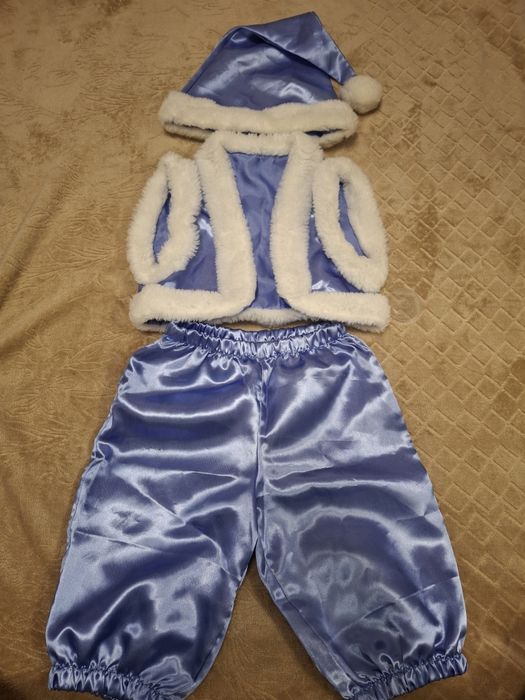 Продам новорічний костюм для хлопчика 2 роки