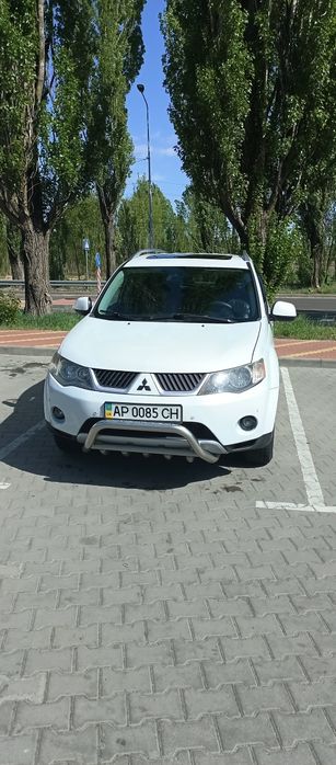 Mitsubishi outlander XL