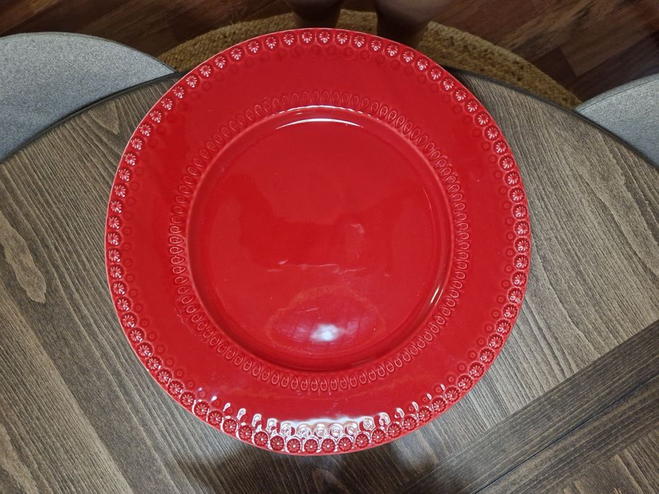 Prato Bolo Grande com Pé Bordallo Pinheiro