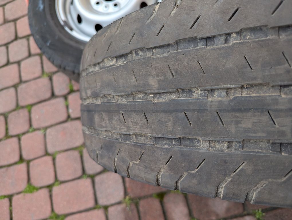 Felgi z oponami 215/70 R 15 C