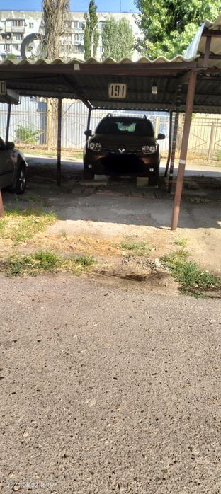Продам место на стоянке Таирова