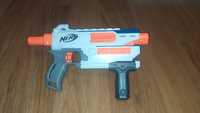 Pistolet NERF N-Strike modulus mediator