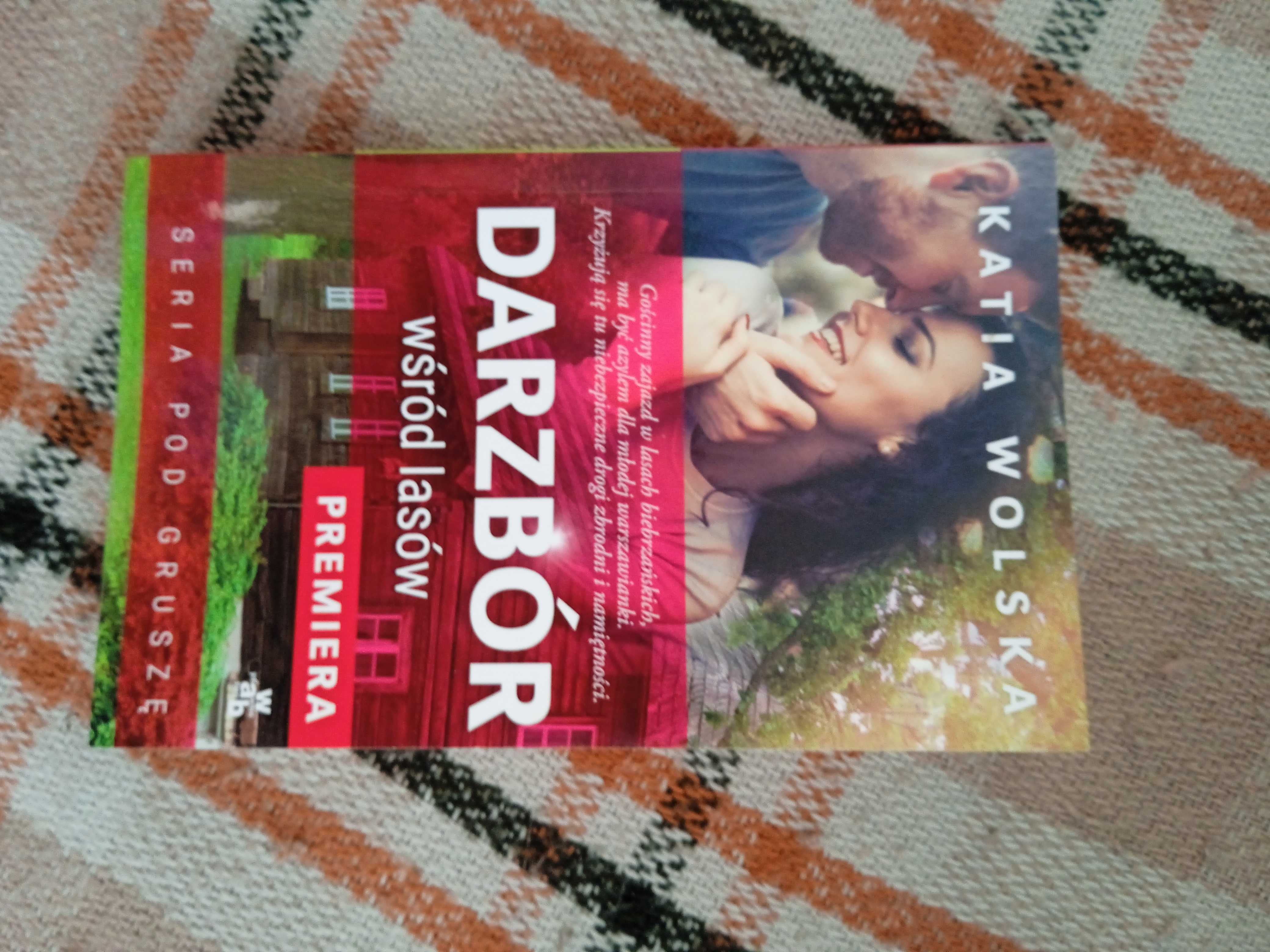 Ksiazka darzbor wsrod lasów