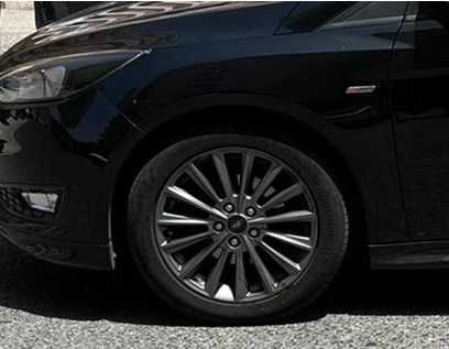 Carrinha Ford Focus Station ST-LINE 1500TDCI 120CVDesportivo Económico