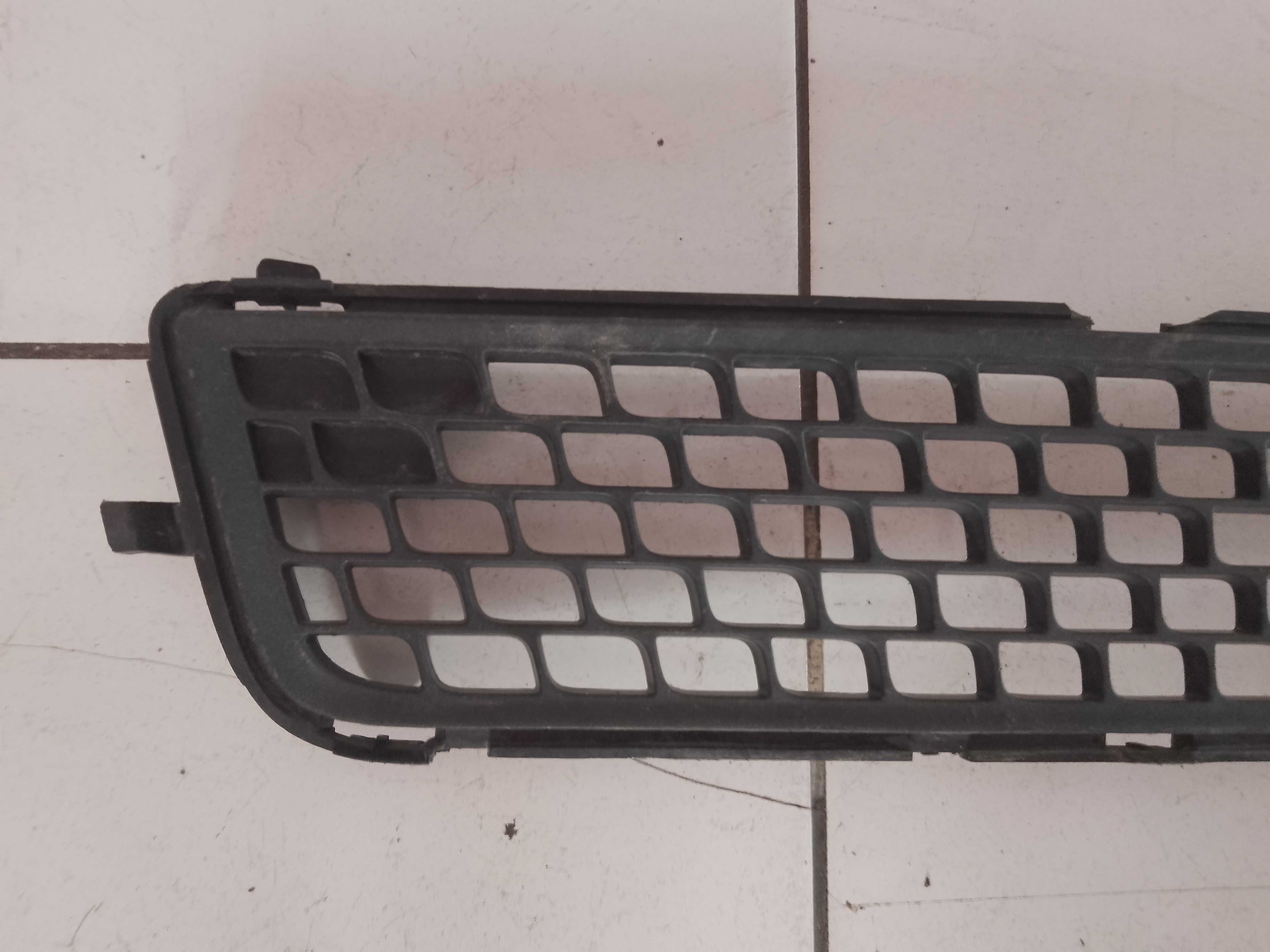 Kratka zderzaka przód VOLVO S80 II V70 III