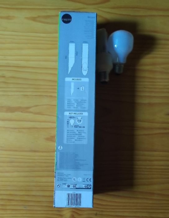 Candeeiro de parede casquilho E27 IP44 + Lâmpada - novo