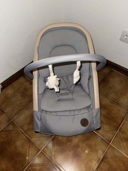 Vendo espreguiçadeira maxi cosi