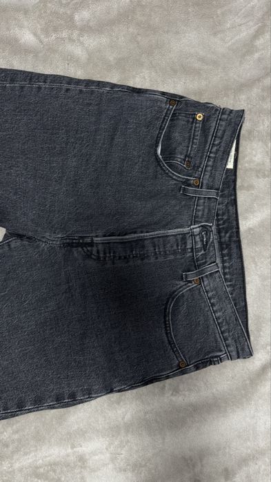 Сірі джинси Levis