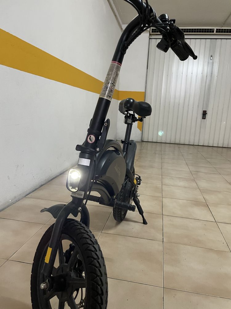 Bicicleta elétrica