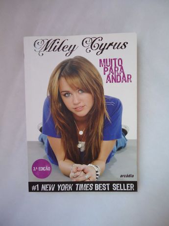 Livro Miley Cyrus - Muito Para Andar