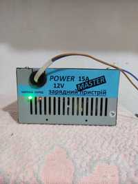 Зарядній пристрій для любих 12 вольтових акумуляторів