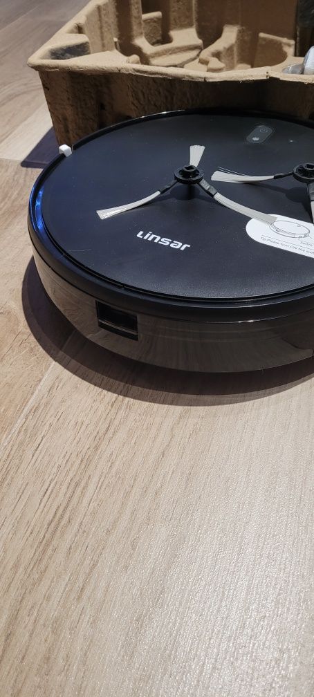 Robot sprzatajacy Linsar nowy