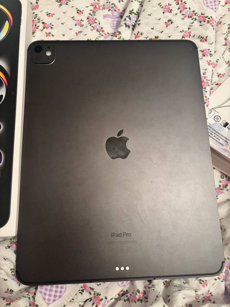 Ipad 13 pro tablet apple 256gb z,kablem USB