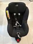 Britax Romer Dualfix M size  - obrotowy fotelik Bezwypadkowy