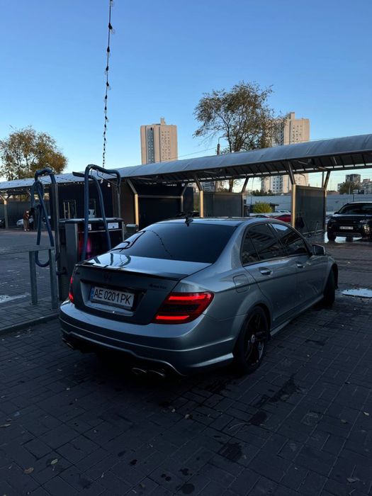 Mercedes  c300 4matic