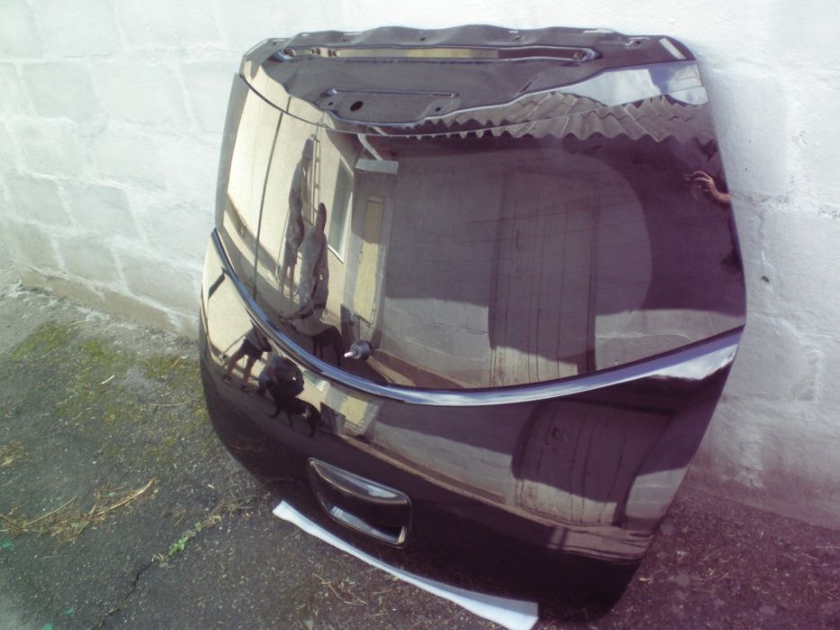 Ляда Nissan Leaf,крышка багажника,задняя дверь,2010-2017,черный,черная