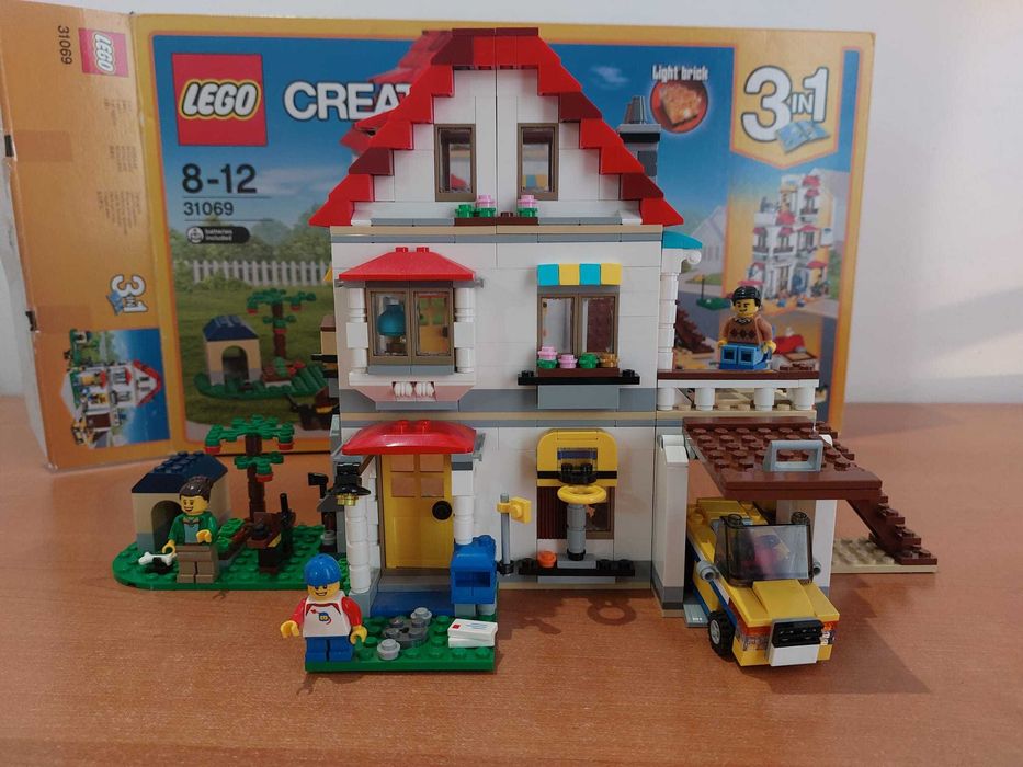 Lego Creator 3 em 1 Set modular Villa familiar 31069