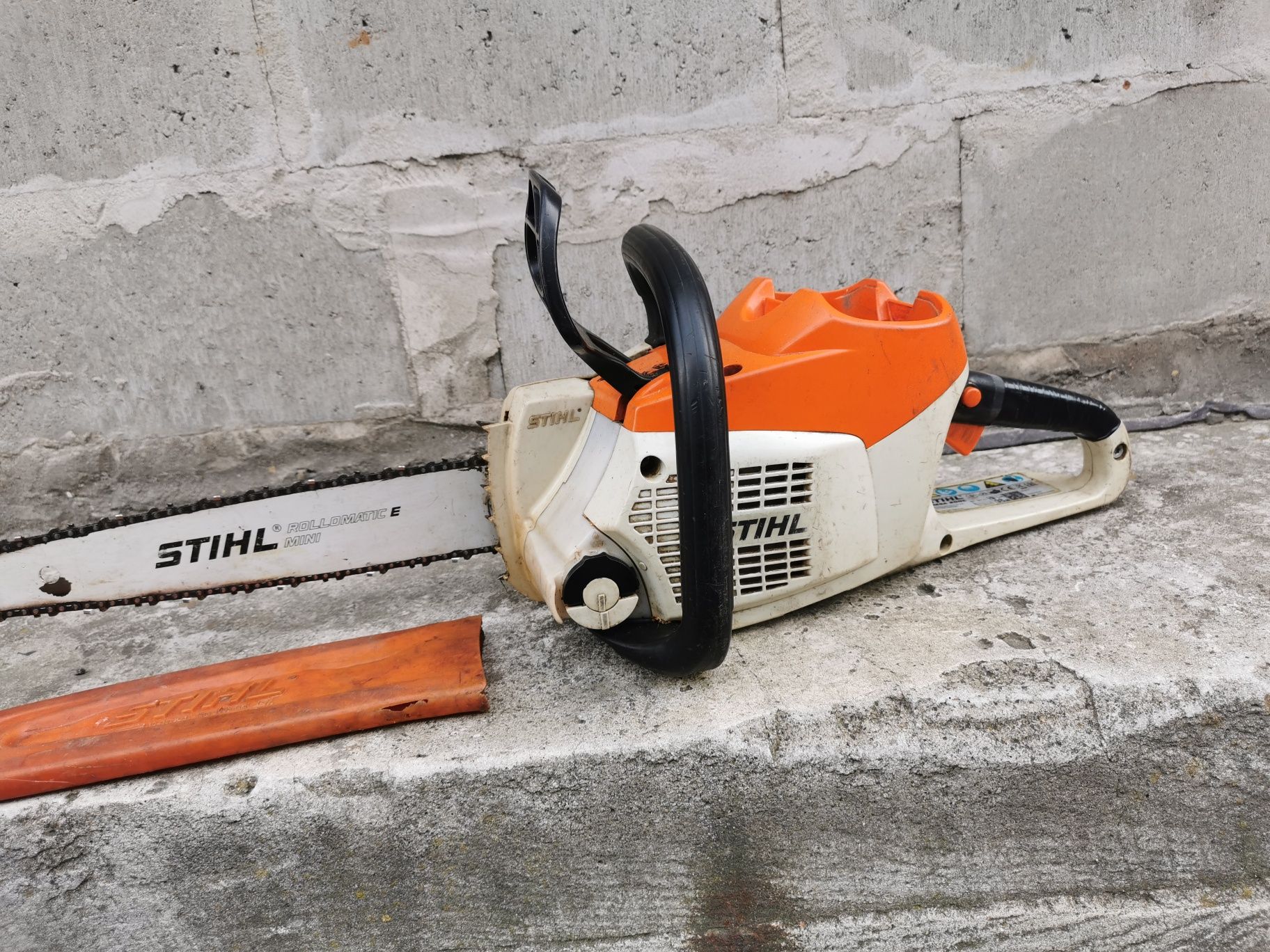 Аккумуляторна пила STIHL MSA 200c бу ap