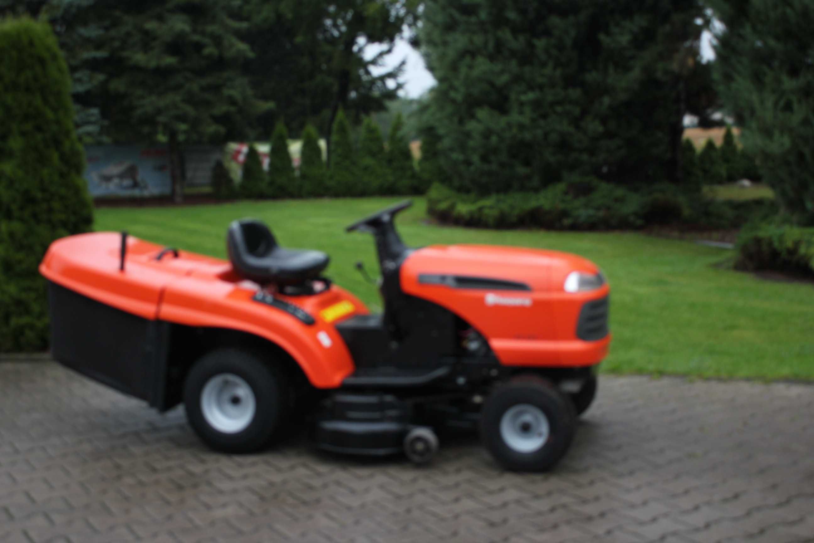 Husqvarna CT 131  TRAKTOREK Kosiarka