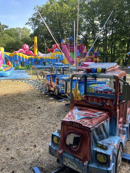 Kolejka elektryczna,Karuzela,Dmuchańce.Atrakcyjne ceny!!!