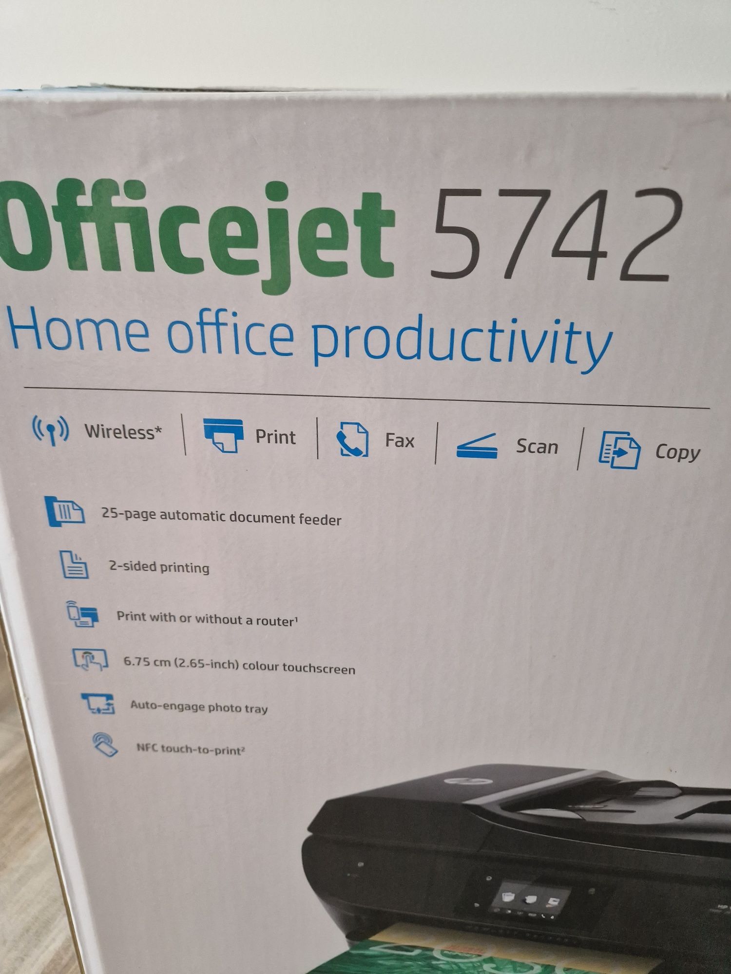 Кольоровий принтер 4в1 HP Officejet 5742