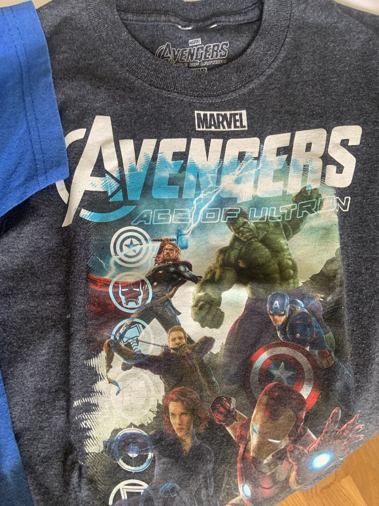 2 t-shirts Avengers da Marvel 4-5 anos