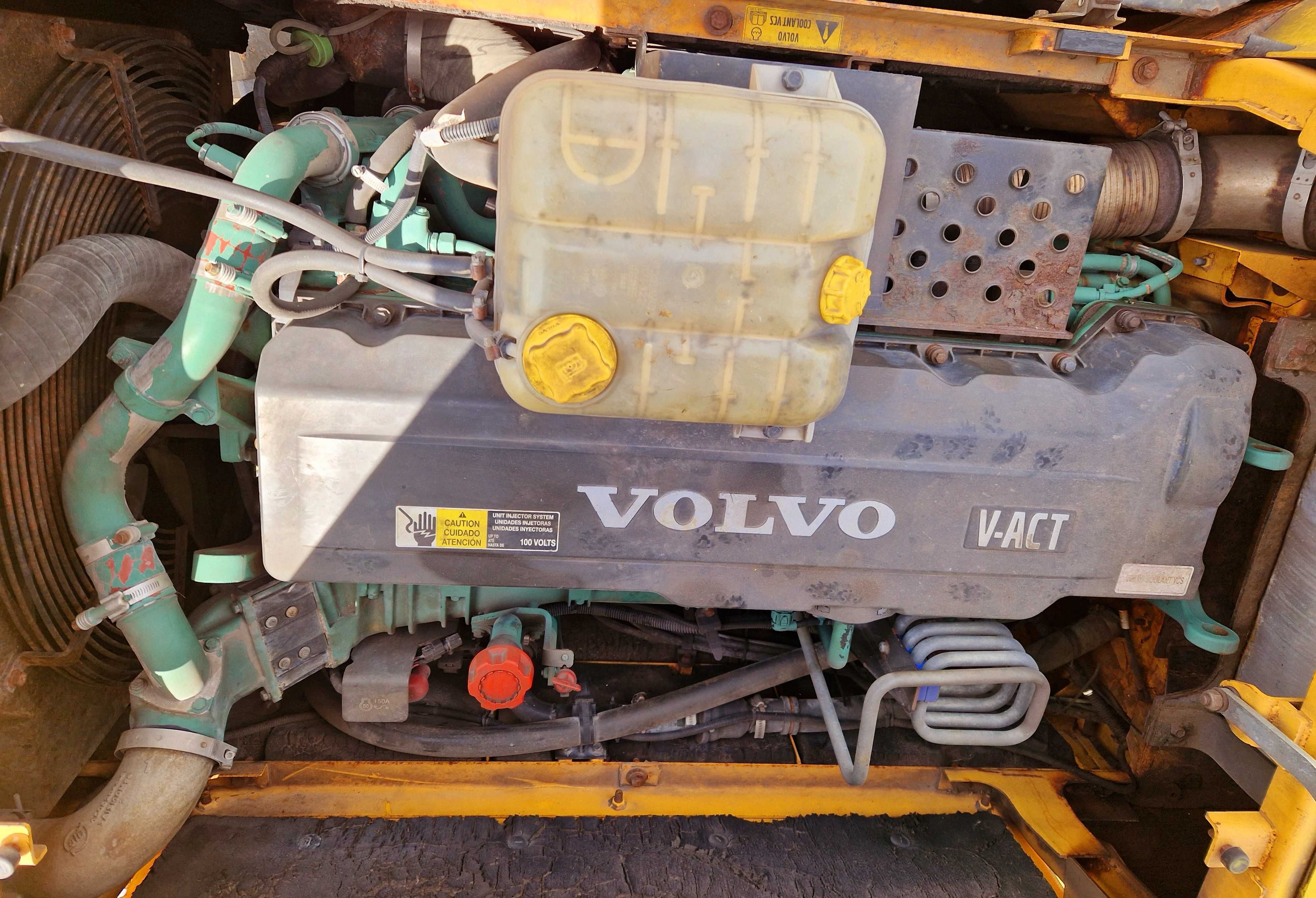 koparka Volvo ec 480 dl komplet chłodnic olej płyn klima