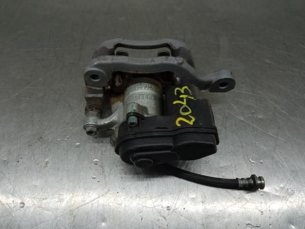 Pinça travão / maxila de travão trás direita NISSAN X-Trail (T32)