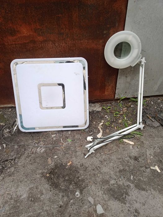 Продам 2 светильника