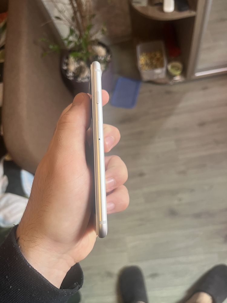 Iphone 8 64Gb Silver