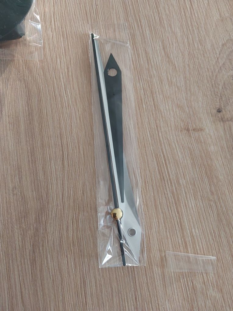 Bezramkowy zegar na ścianę diy 40 cm