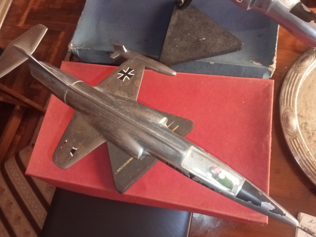 Stary Samolot kolekcjonerski duża Metalowa zabawka model stał alu XXw.