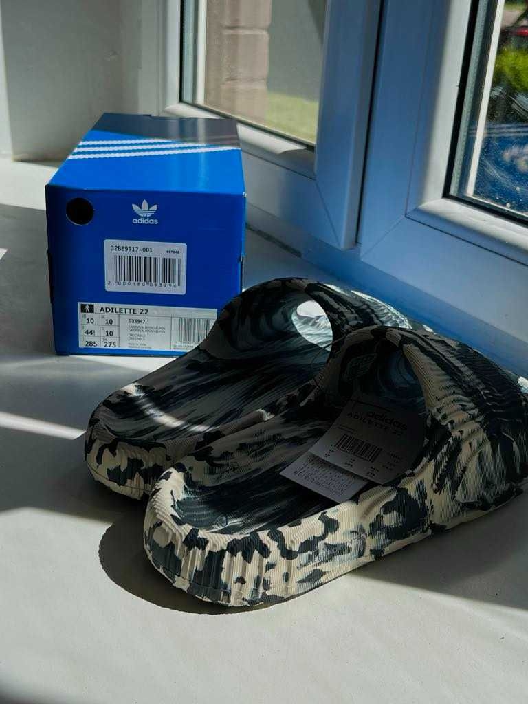 klapki slide slip on adidas adilette 22 onyx grey carbon szare kremowe