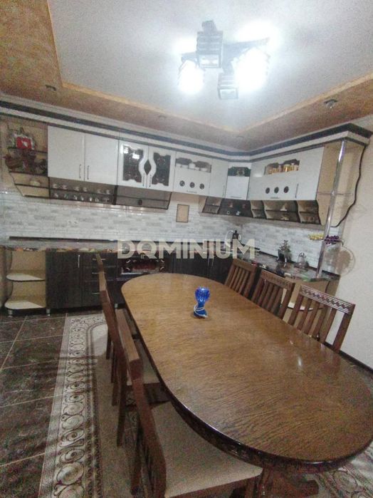 Доглянутий будинок з ремонтом, с. Неветленфолу