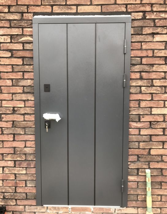СКЛАД ВХІДНИХ ДВЕРЕЙ Металеві Технічні БУ  або Нові ( Монтаж )