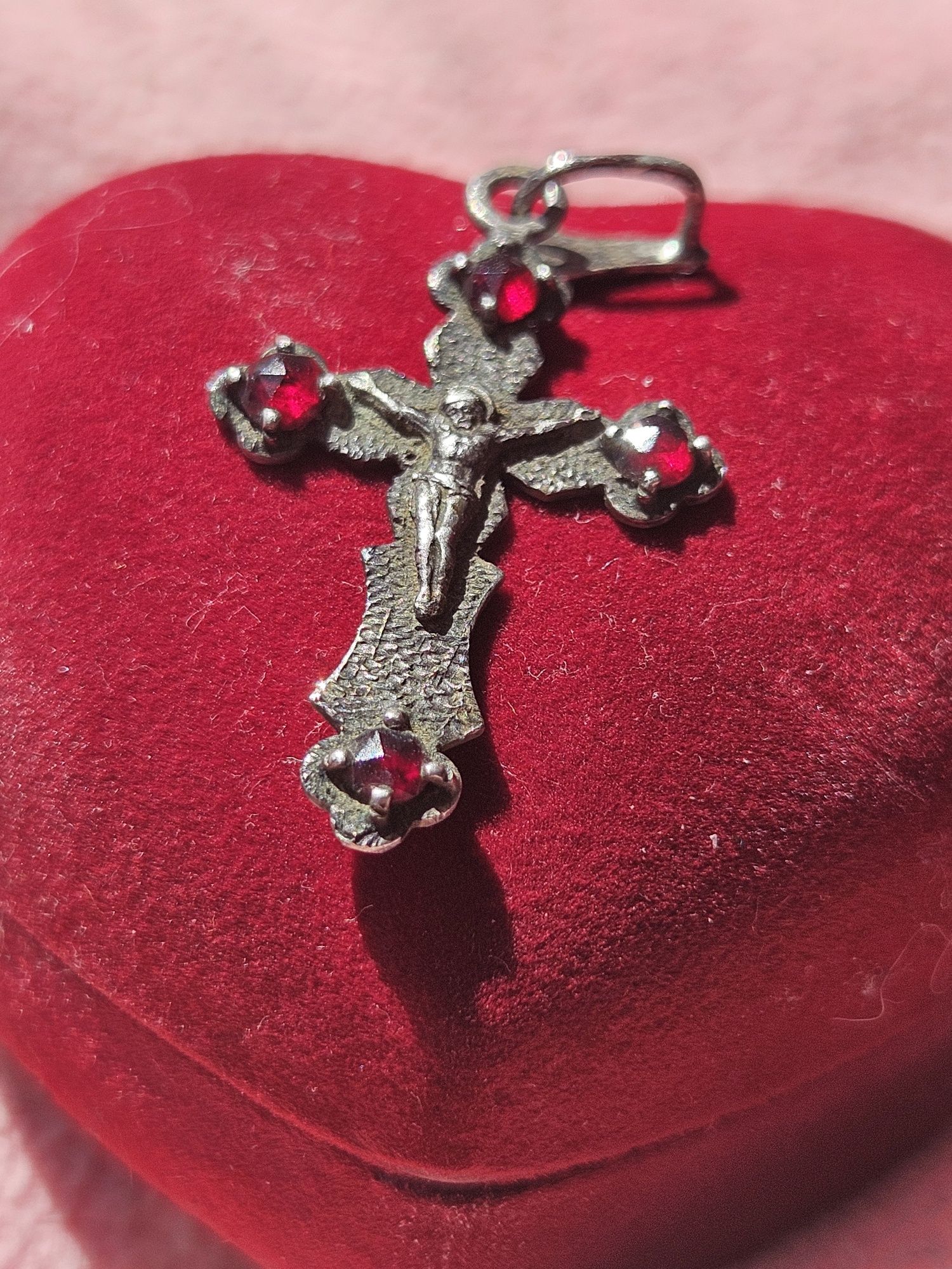 Крестик серебро 875 проба.